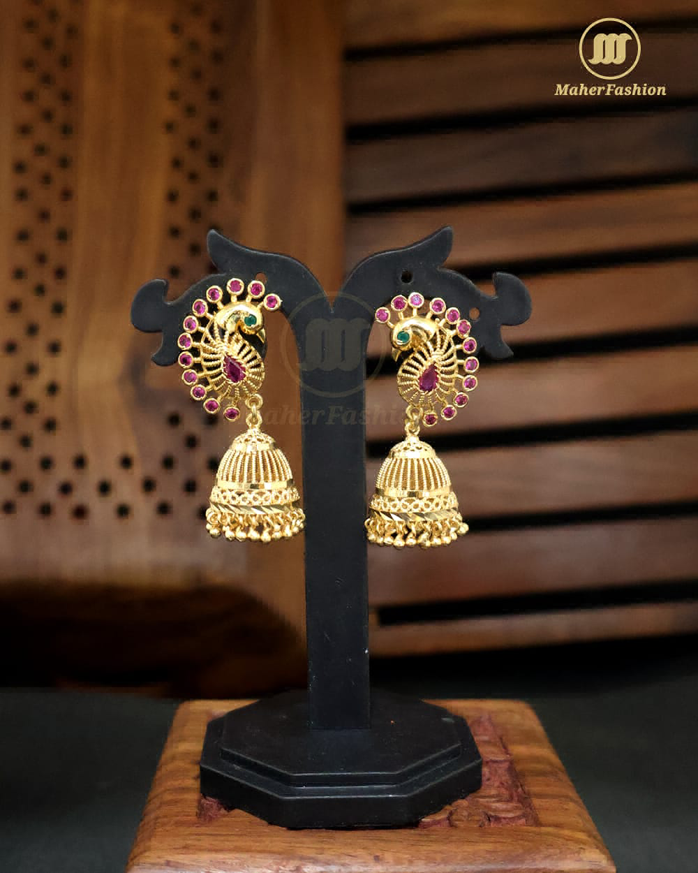 Maharashtrian gold jhumka discount